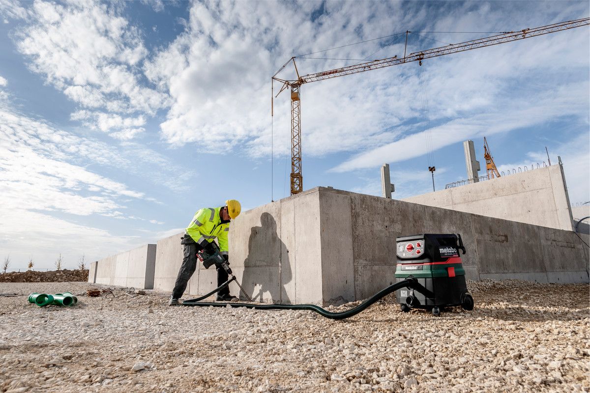Akku-Bohrhammer solo KHA 18 LTX BL 40 Metabo ohne Akku ohne Ladegerät metaBOX