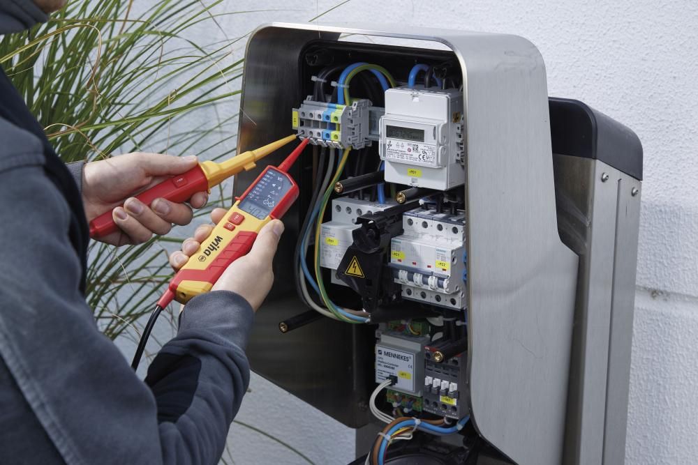 WIHA Spannungsprüfer 0,5-1000V AC/DC CAT IV 1000V