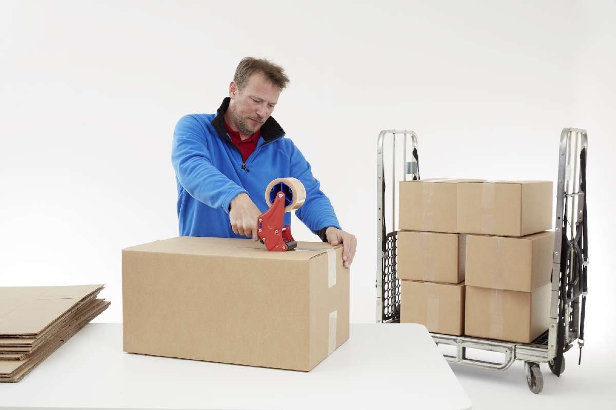 Tesa Pack Braun PVC F.15-L66mtr./50mm