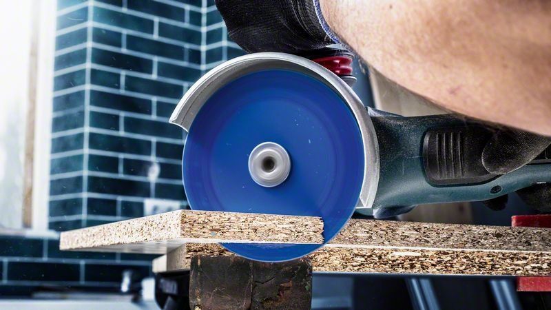 Bosch EXPERT Carbide Multi Wheel X-LOCK Trennscheibe