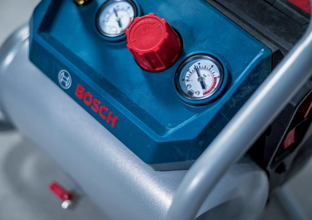 Akku-Kompressor GKO 18V-51 Karton