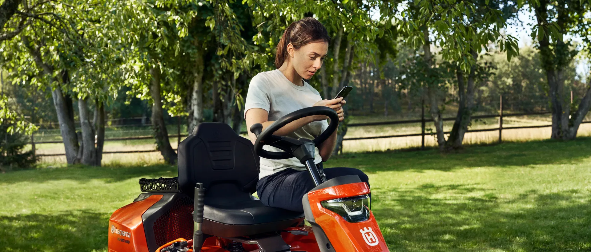 Husqvarna Rider R 320X AWD