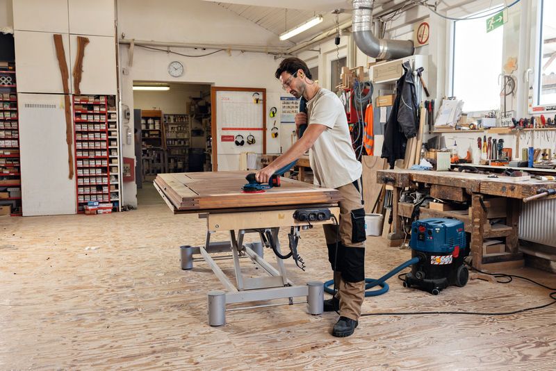 Bosch Akku-Exzenterschleifer GEX 18V-150-3