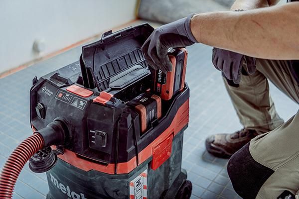 Akku-Sauger solo AS 36-18 M 30 PC-CC ohne Akku ohne Ladegerät Karton