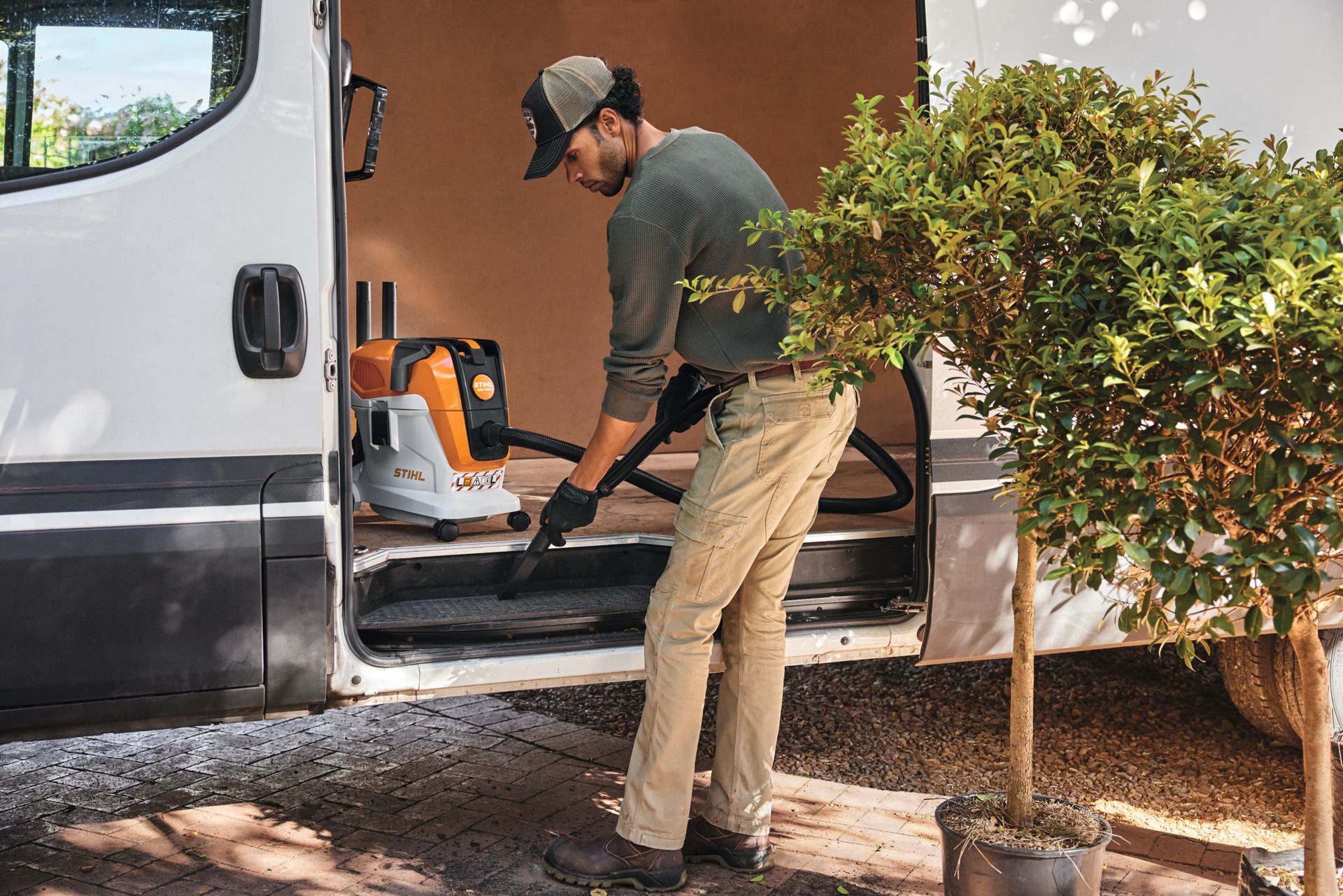 STIHL Akku-Handsauger SEA 100