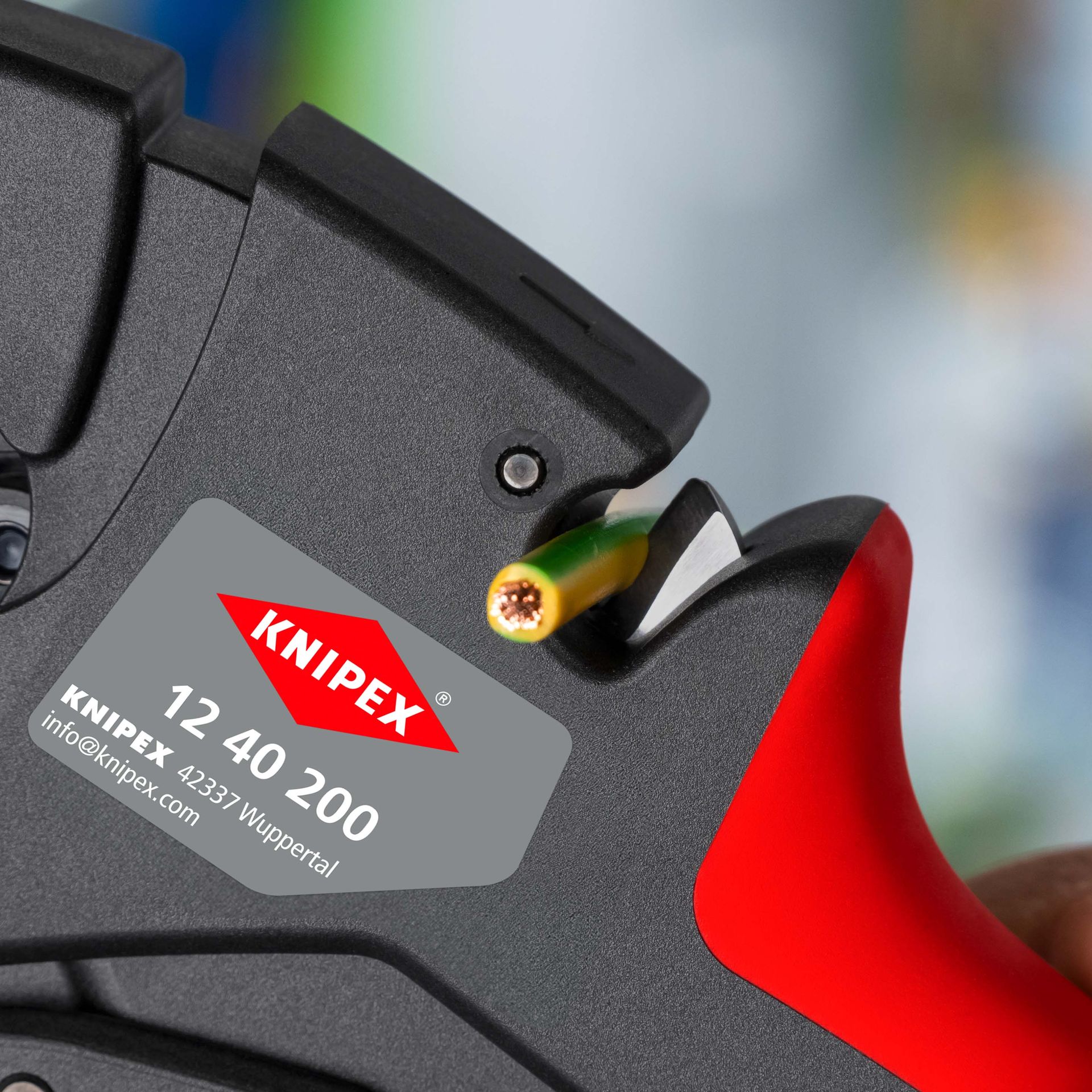 KNIPEX Selbsteinstellende Abisolierzange 200 mm
