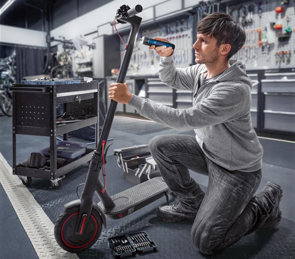 Akku Schrauber Go Professional Bosch 9-tlg. Zubehör, Ladekabel