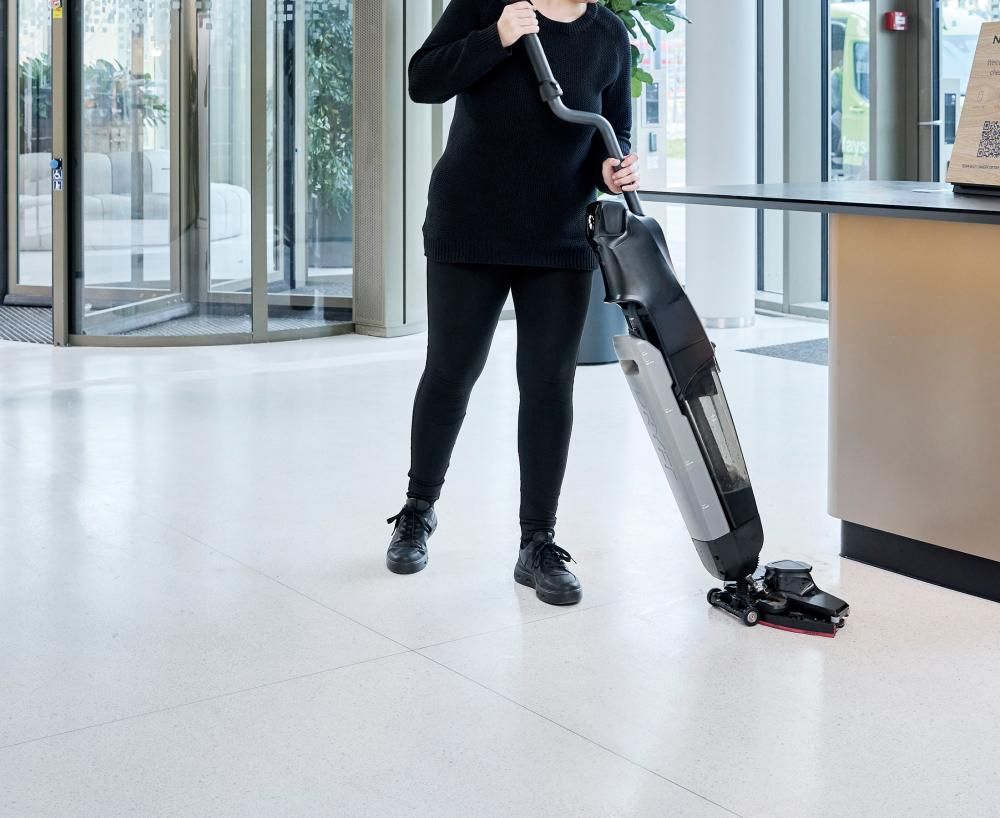 Microscheuersaugmaschine NILFISK DRYFT V1 EU