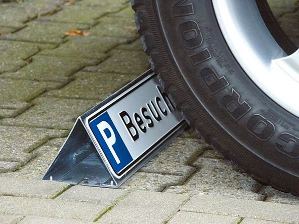 Parkplatzbegrenzng B525xT130xH115 mm SafetyMarking