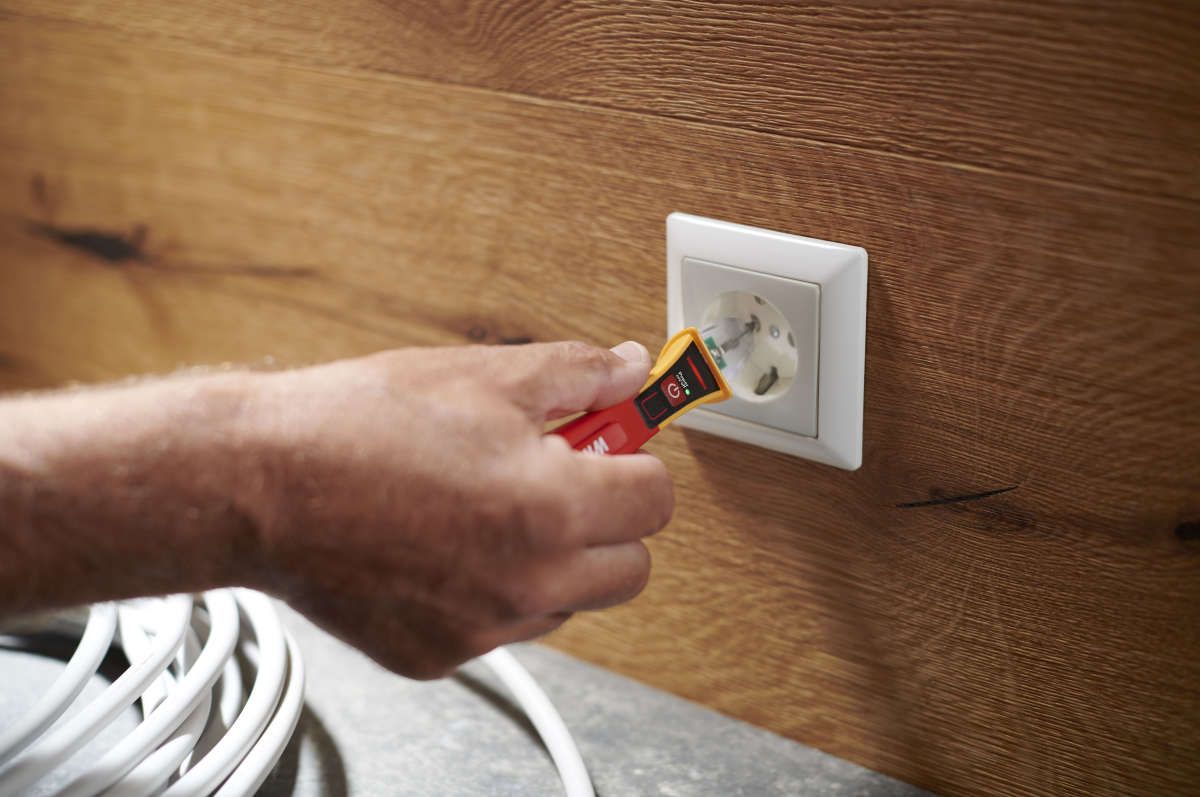 Wiha Spannungsprüfer Volt Detector berührungslos, einpolig, 90 - 1.000 V AC inkl. 2x AAA-Batterien (43798)