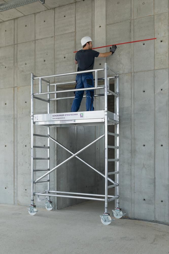 Rollgerüst m. Fahrbalken Plattform B1800xT750 mm Plattformhöhe 5,45 m Arbeitshöhe bis 7,45 m