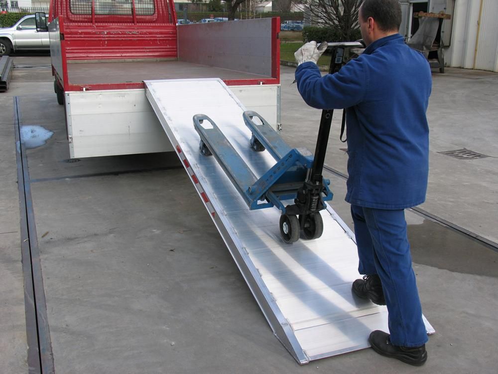 Breitrampen m. Rand L3000mm, B1000mm, 1000kg