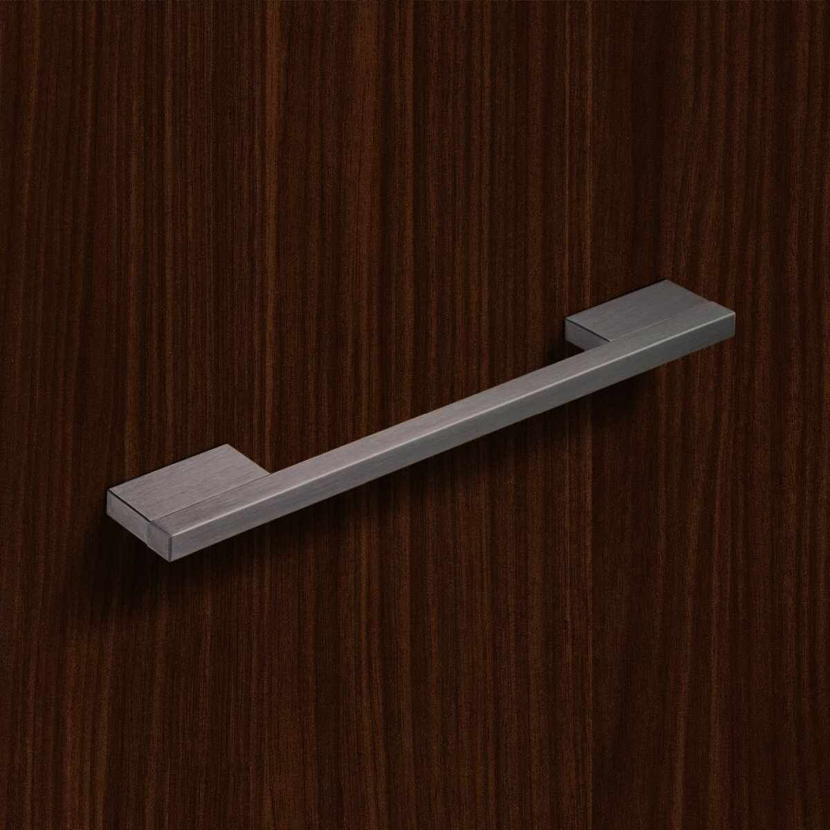 Griff Imperia, Bohrabstand 192, L 220 mm, B 9 mm,