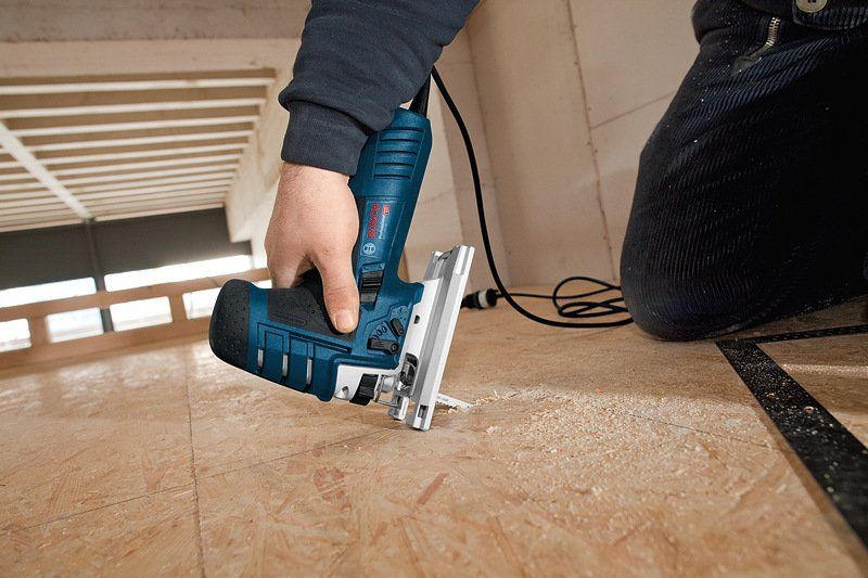 Bosch Stichsäge GST 150 CE