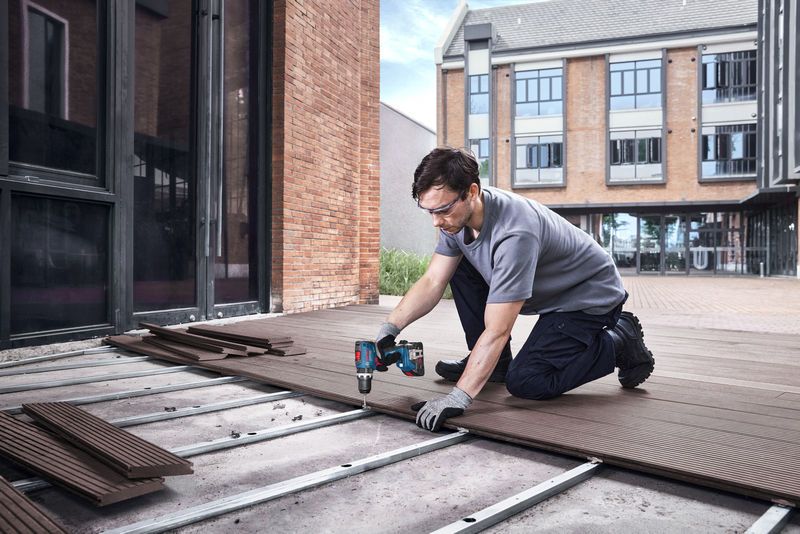 Bosch Akku-Schlagbohrschauber GSB 18V-65