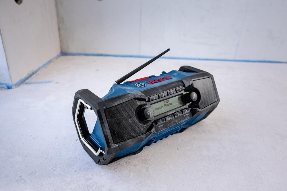 Akku Radio GPB18V-3SC ohne Akku ohne Ladegerät Karton