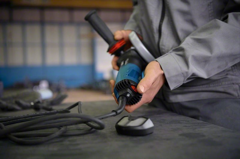 Bosch Winkelschleifer mit X-LOCK GWX 14-125 S
