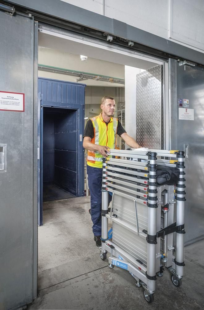 ZARGES Teleskopgerüst Teletower Arbeitshöhe 4m Plattform 1,4x0,6m