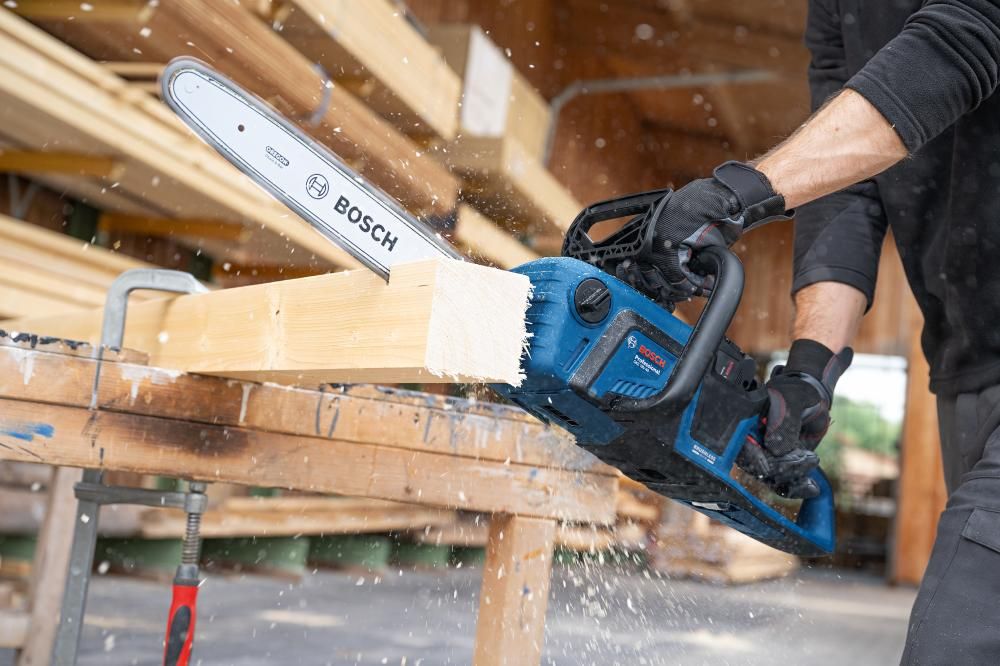 Akku Kettensäge , solo GKE 18V-25 Bosch ohne Akku ohne Ladegerät Karton