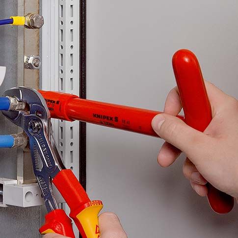 KNIPEX Cobra® VDE Hightech-Wasserpumpenzange, isoliert isoliert mit Mehrkomponenten-Hüllen,