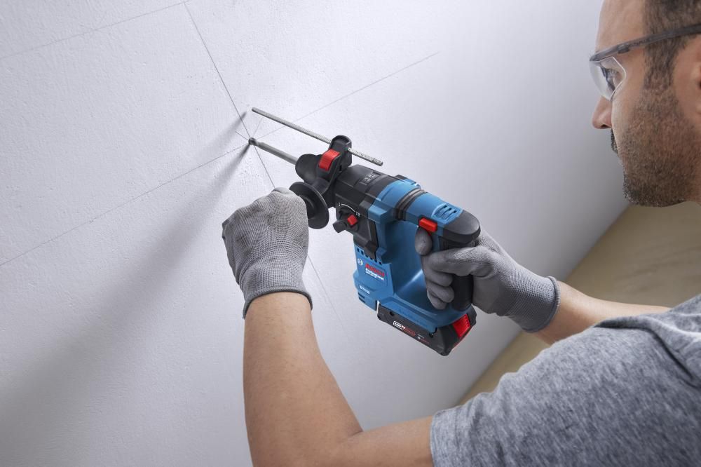 Akku-Kombihammer solo GBH 18V-18 Bosch ohne Akku ohne Ladegerät Karton