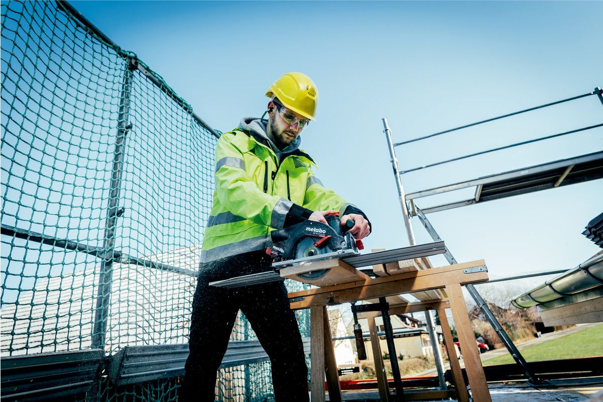 Akku-Handkreissäge solo KS 18 LTX 57 BL Metabo ohne Akku ohne Ladegerät metaBOX