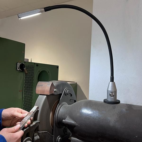 LED-Arbeitsleuchte Glanzlicht 300Lumen dimmbar Bauer + Böcker