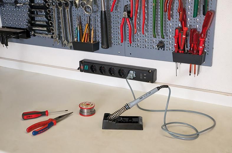 Steckdosenleiste 5-fach H05VV-F3G1,5 3m Bremounta USB Brennenstuhl