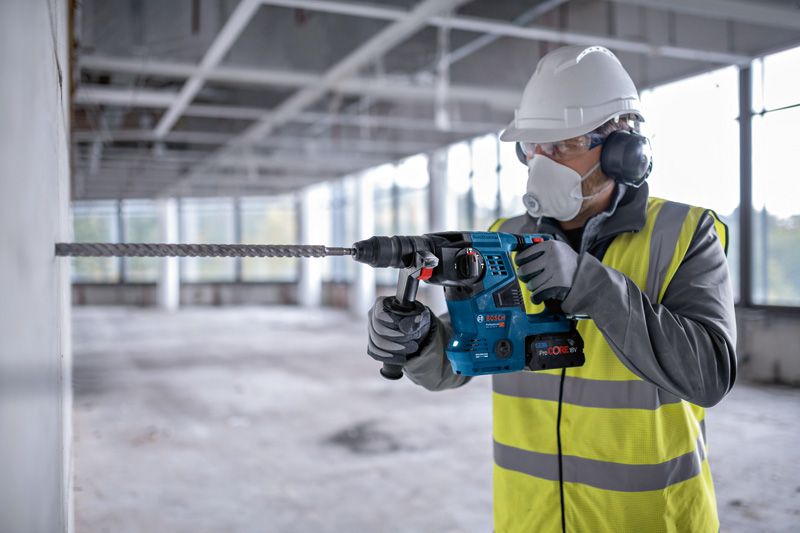 Bosch Akku-Bohrhammer GBH 18V-28 CF