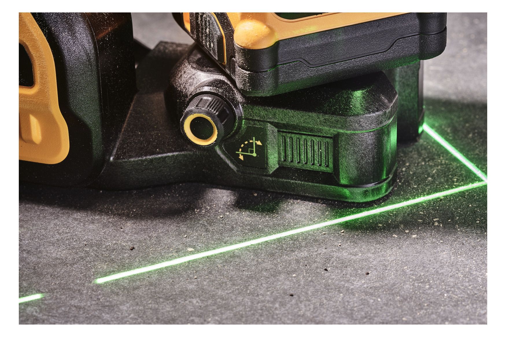 DeWALT Akku-Multilinienlaser, 3x360