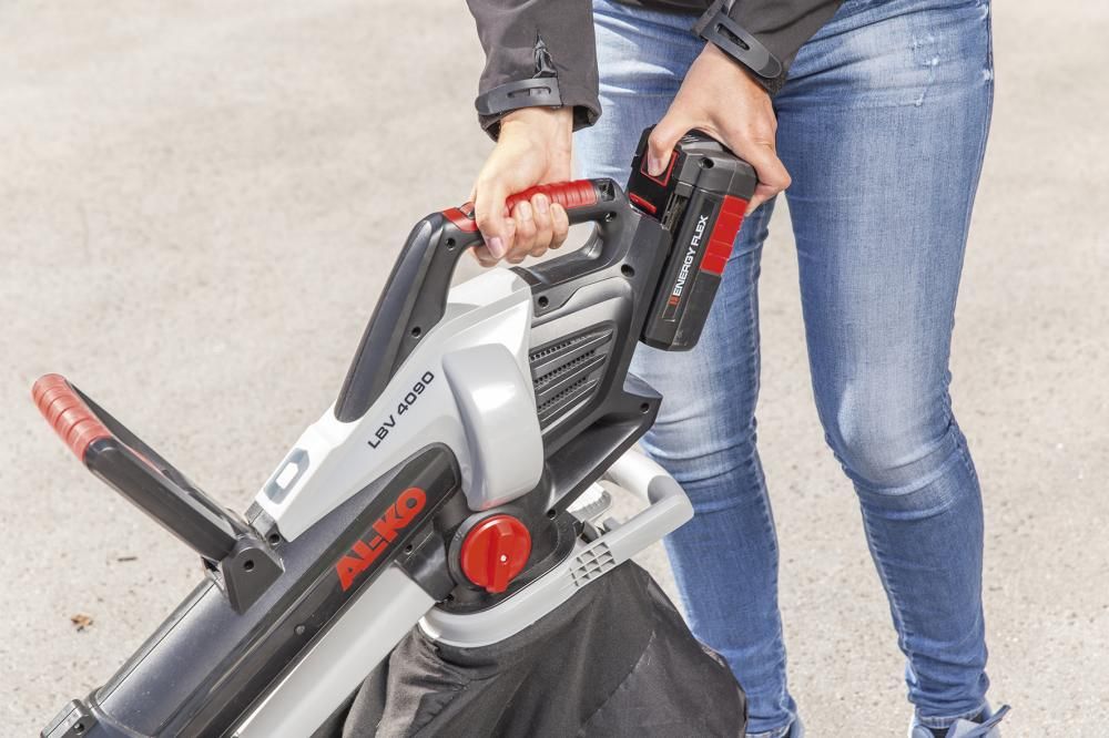Akku-Laubbläser 36V LBV 4090 SET