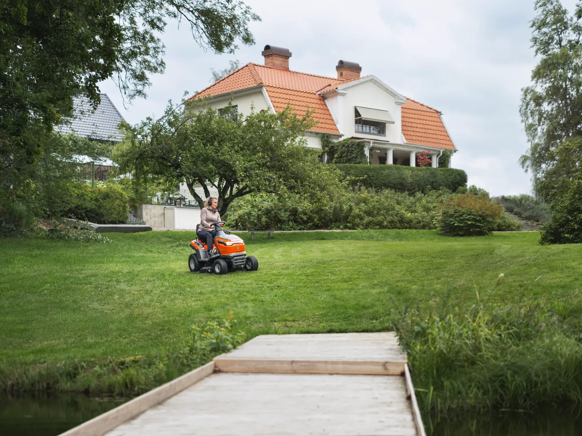 Husqvarna Traktor TS 112