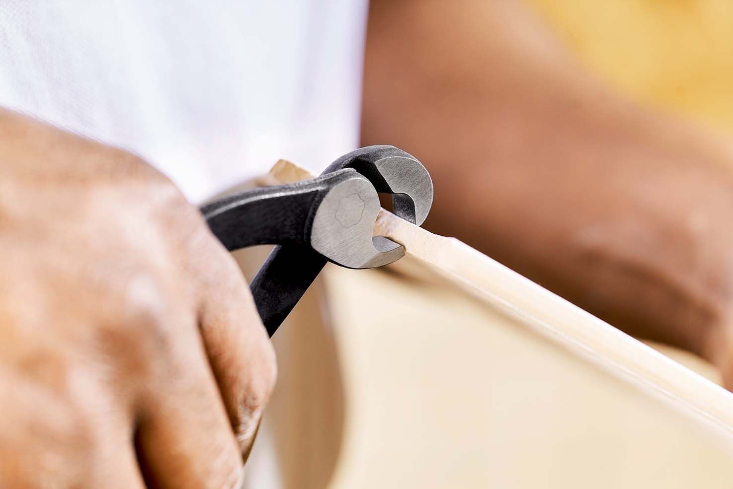 KNIPEX Fliesenlochzange (Papageienschnabelzange)