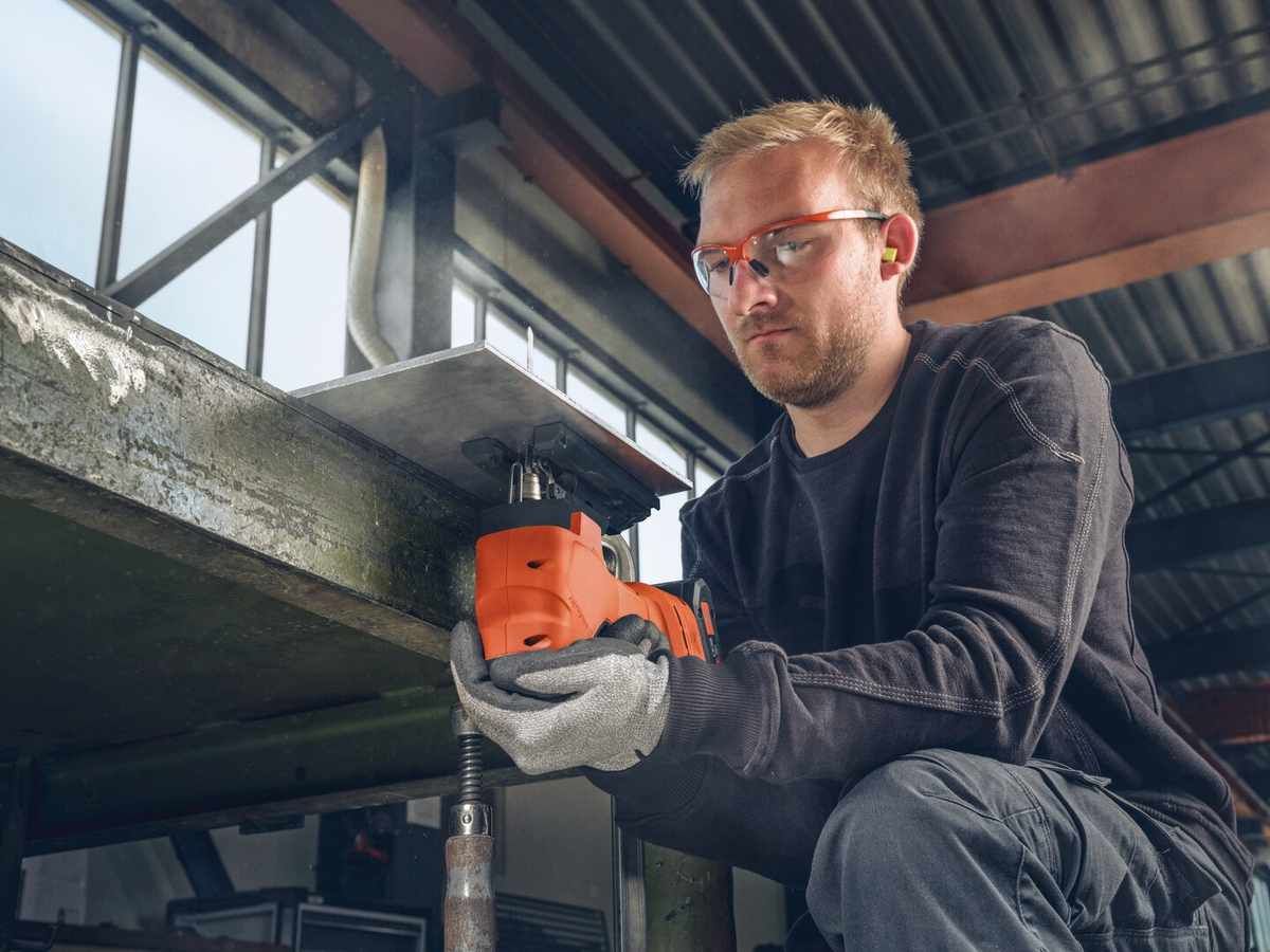 FEIN Akku-Stichsäge für Metall und Holz 26 mm Hub F-IRON Jig 26 AS