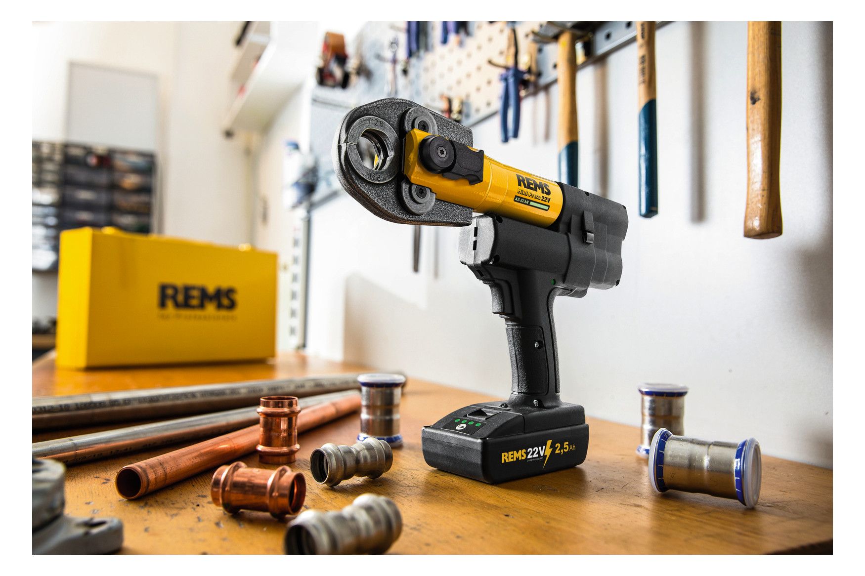 REMS Hybrid-Radialpresse im Koffer