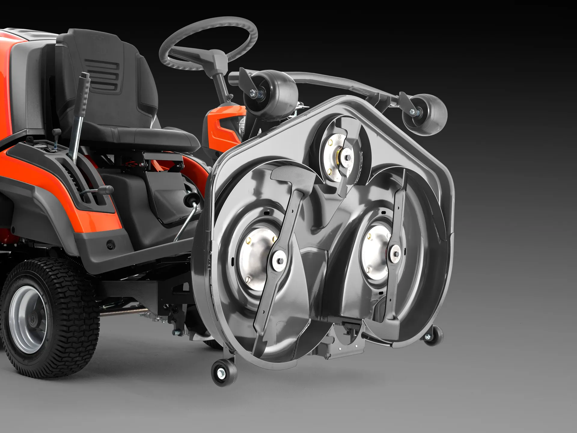 Husqvarna Rider RC 320TsAWD