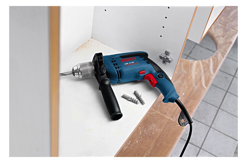 BOSCH Schlagbohrmaschine im Karton