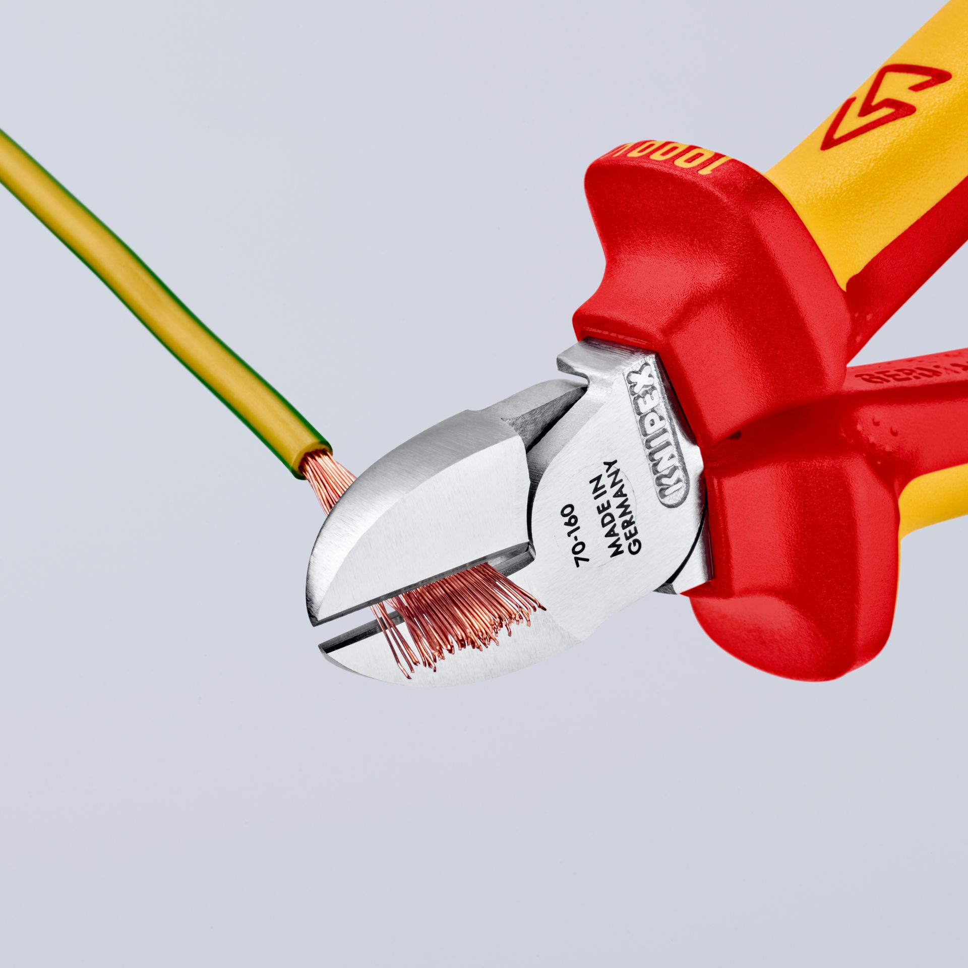 KNIPEX Seitenschneider isoliert mit Mehrkomponenten-Hüllen,