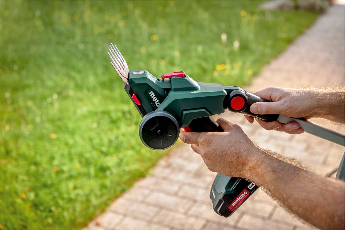 Akku Strauch-u GrasschereSGS 18 LTX Q Metabo ohne Akku ohne Ladegerät Karton