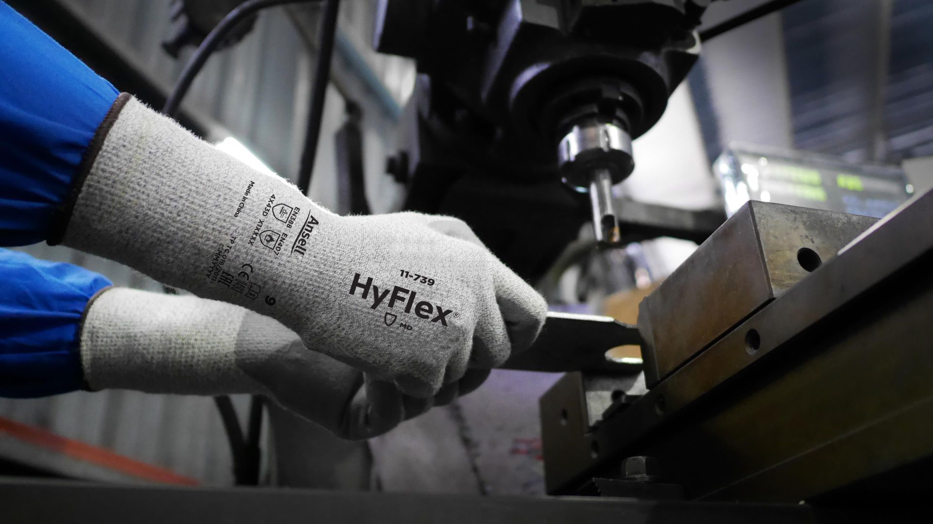HyFlex® 11-739
