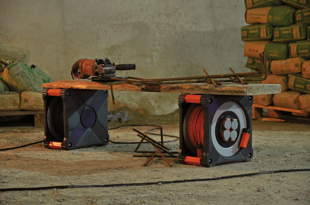 professionalLINE Kabeltrommel IP44 KA 3200 33m H07RN-F 3G2,5
