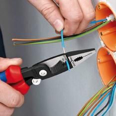 Elektroinstallationszangepoliert mit 2-Komponenten-Griffen 200mm KNIPEX