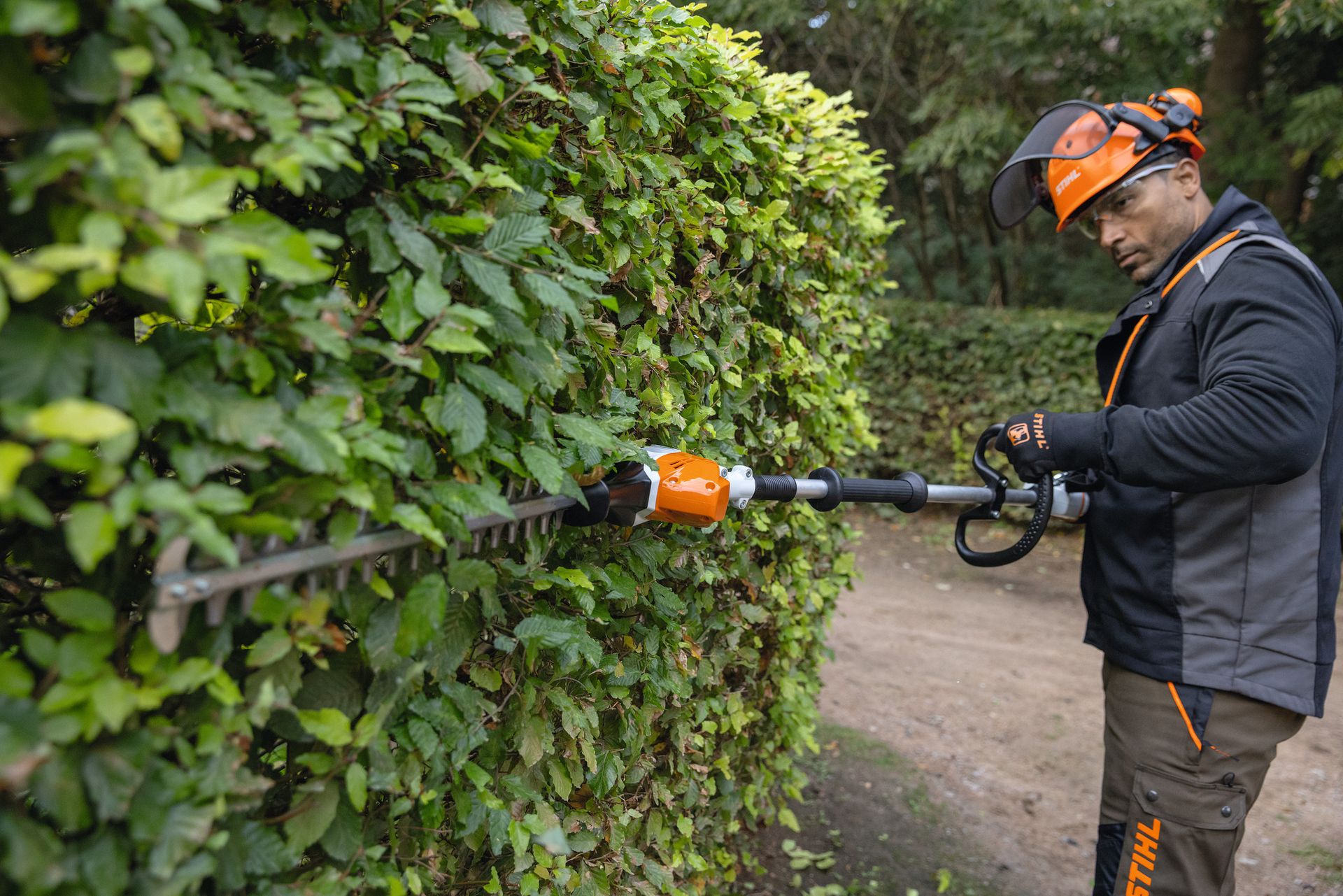 STIHL Akku-Heckenschneider HLA 66
