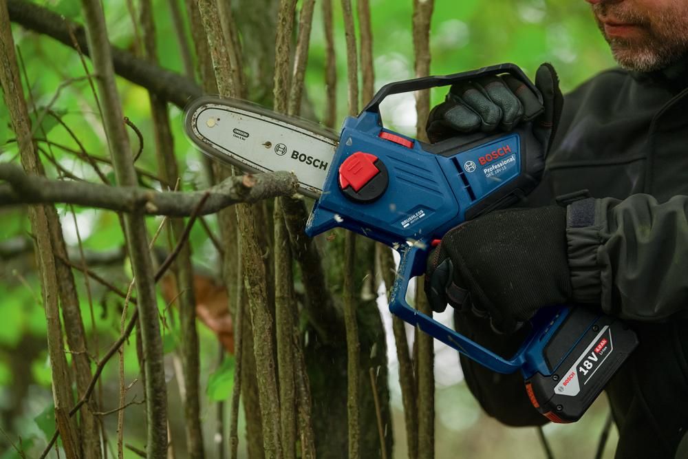 Akku Kettensäge , solo GKE 18V-15 Bosch ohne Akku ohne Ladegerät Karton