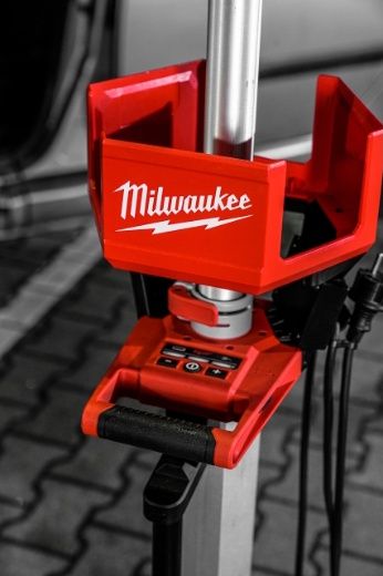 MILWAUKEE Akku-Baustrahler
