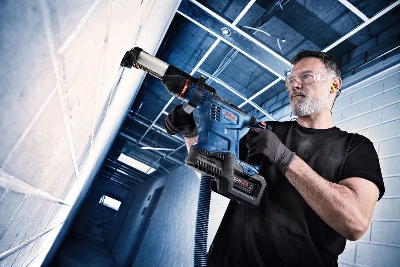 BOSCH Akku-Bohrhammer, SOLO