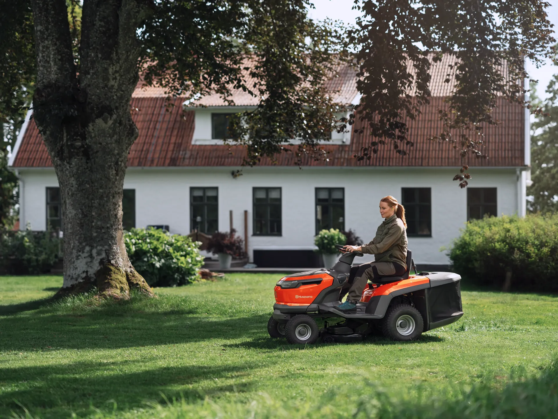 Husqvarna Traktor TC 100i