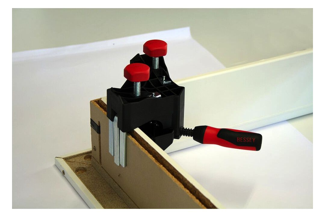 BESSEY Winkeltürfutterrichtzwinge, "WTR"