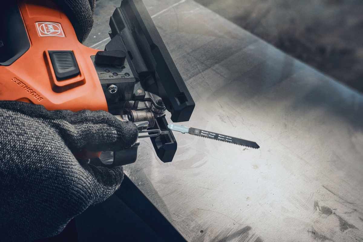 FEIN Akku-Stichsäge für Metall und Holz 26 mm Hub F-IRON Jig 26 AS