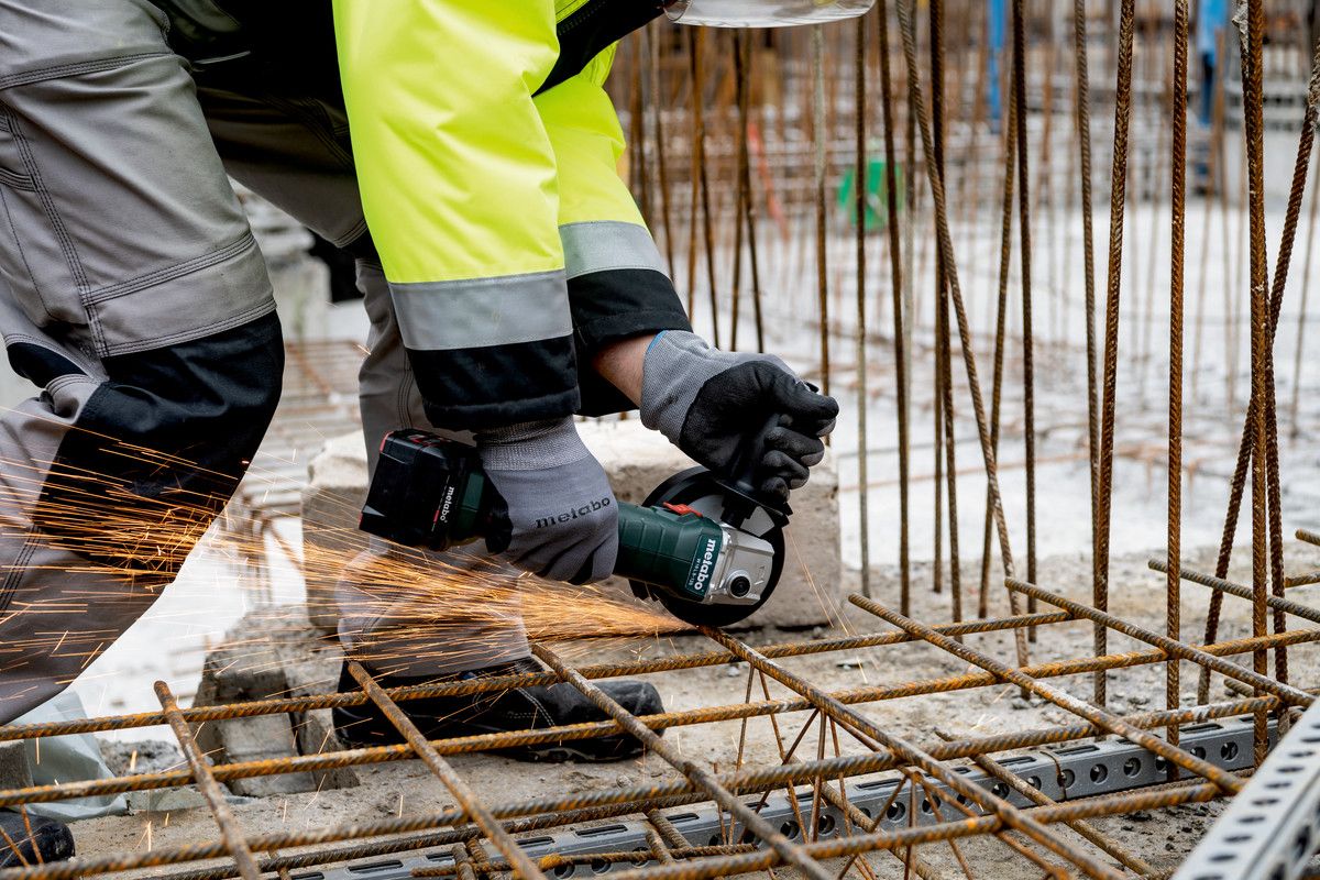Akku-Winkelschleifer soloW 18 L 9-125 Metabo ohne Akku ohne Ladegerät metaBOX